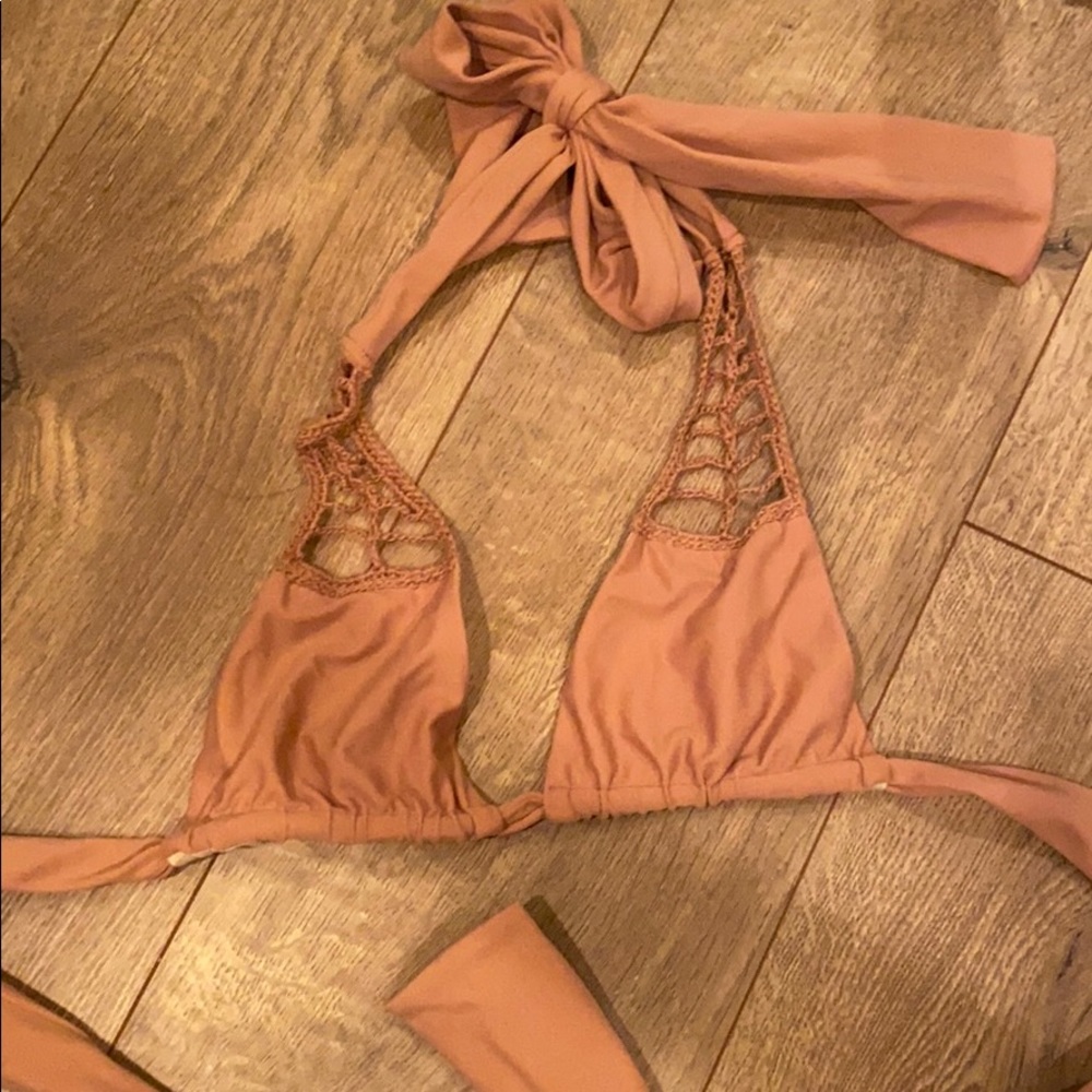 Acacia bikini top & bottom